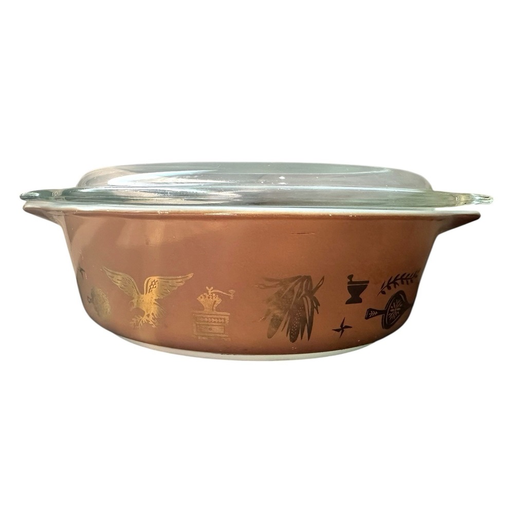 Pyrex 471 Early American 1 Pint Brown Cinderella Casserole Dish Gold Symbols Lid